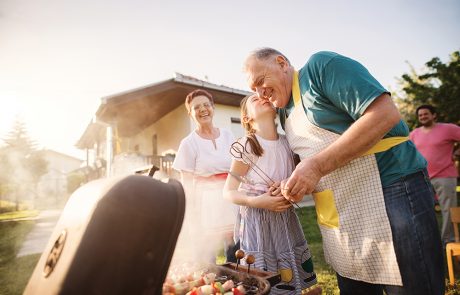 Want To Host a Barbecue on a Budget? 5 Tips To Save Money When Grilling