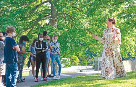 Evergreen Cemetery Walk 2022